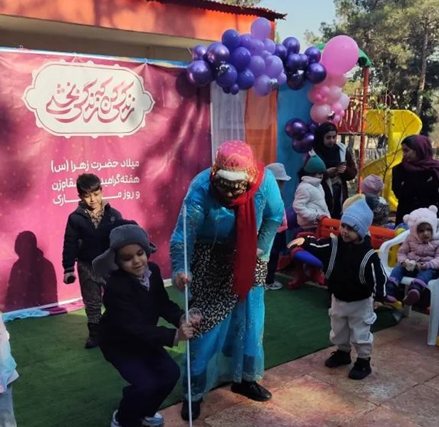 جشن یلدای مادرانه پادهانیس